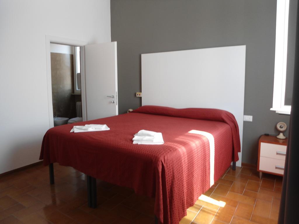 Hotel Piccola Firenze Фиренцуола Стая снимка